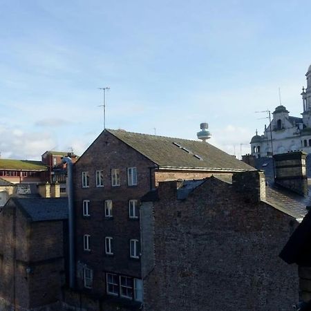 Stylish City-Centre Apartment With Balcony Liverpool Esterno foto