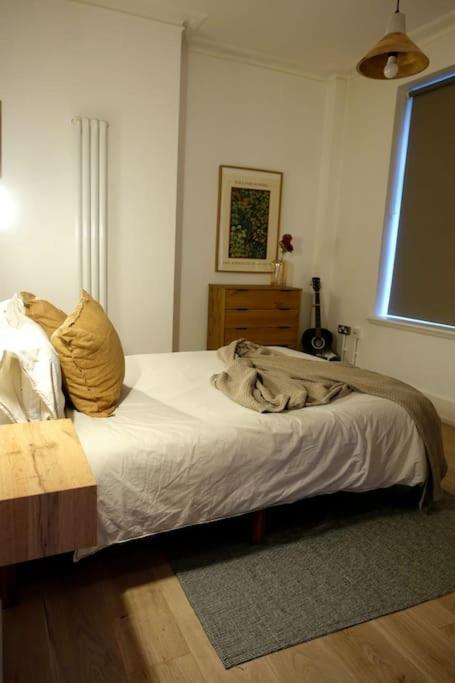 Stylish City-Centre Apartment With Balcony Liverpool Esterno foto