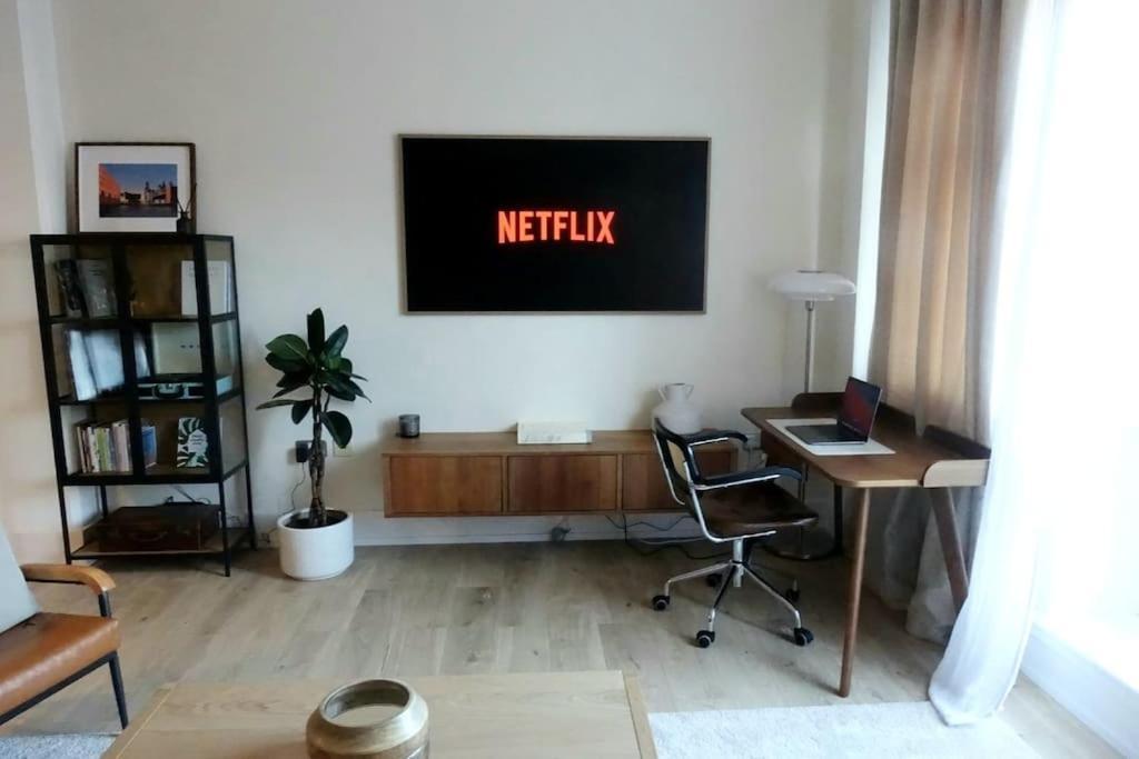Stylish City-Centre Apartment With Balcony Liverpool Esterno foto