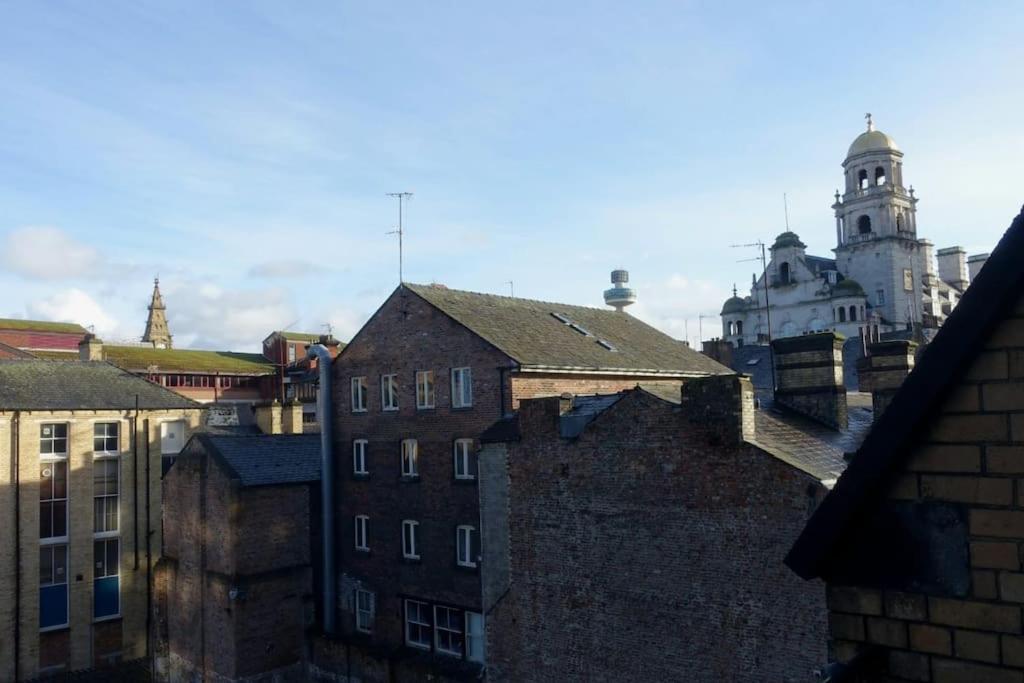 Stylish City-Centre Apartment With Balcony Liverpool Esterno foto